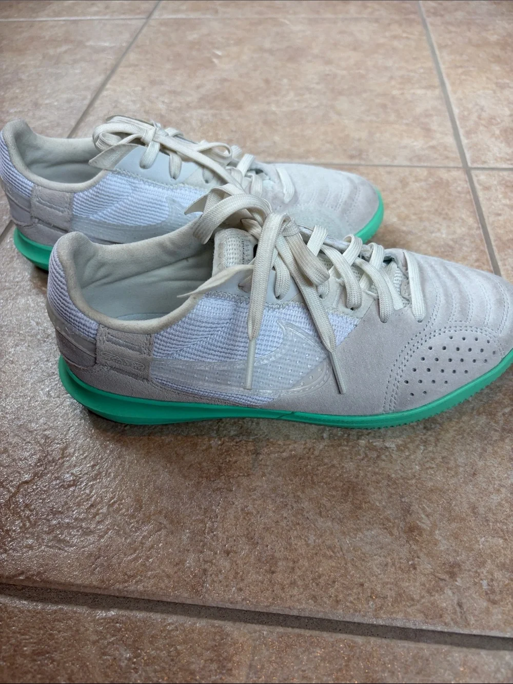 Nike Street Gato indoor soccer futsal shoe